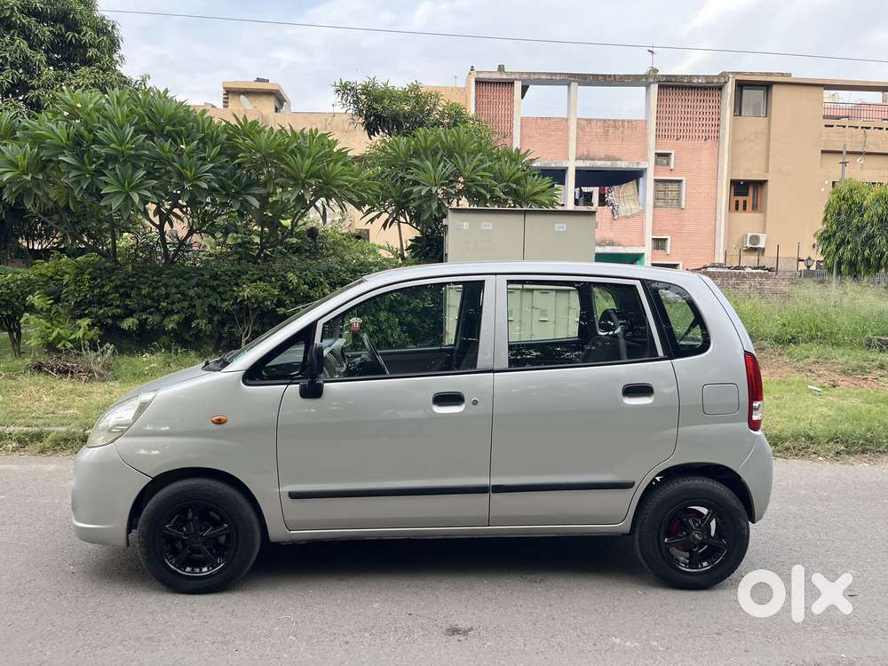 Maruti Suzuki Zen Estilo Lxi Bs Iv, 2013, Petrol