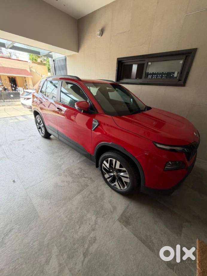 Skoda Kylaq Prestige At, 2025, Petrol