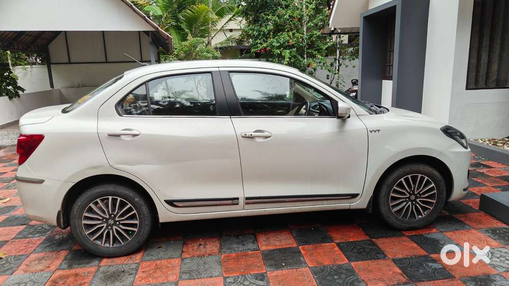 Maruti Suzuki Dzire 1.2 Zxi Plus Amt, 2017, Petrol