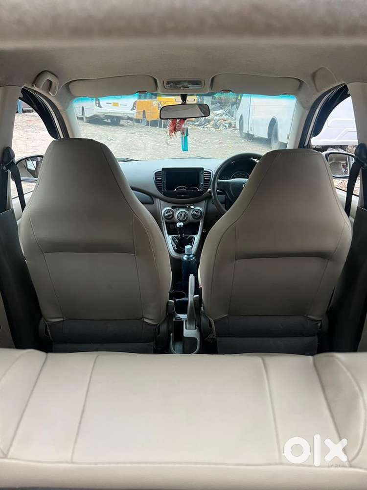 Hyundai Petrol Manual 2012