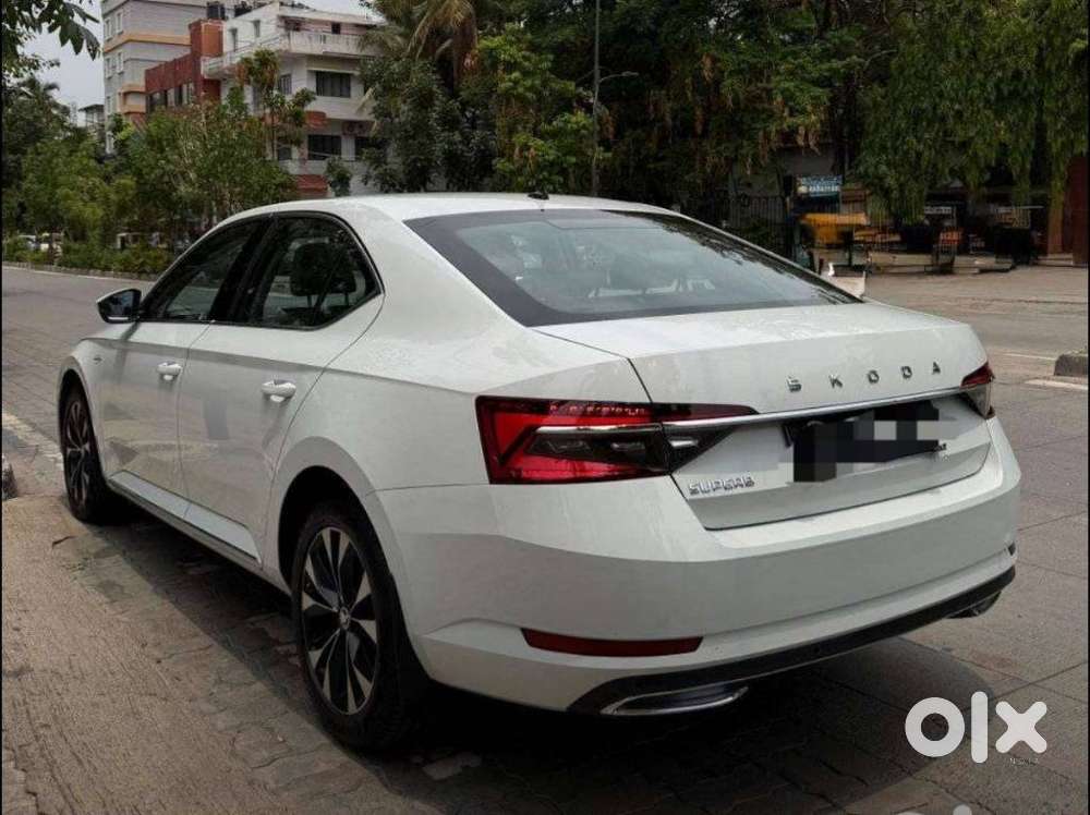 Skoda Superb 2.0 Tsi At L&k, 2021, Petrol