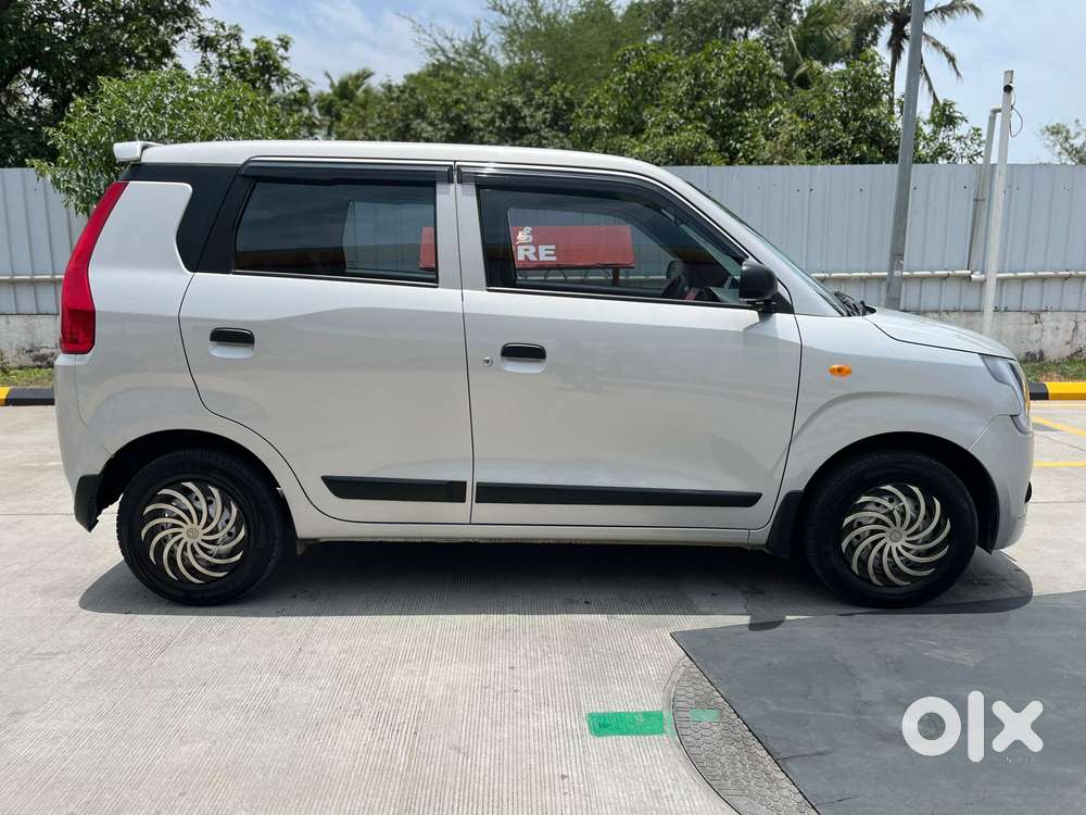 Maruti Suzuki Wagon R Zxi Automatic, 2025, Petrol