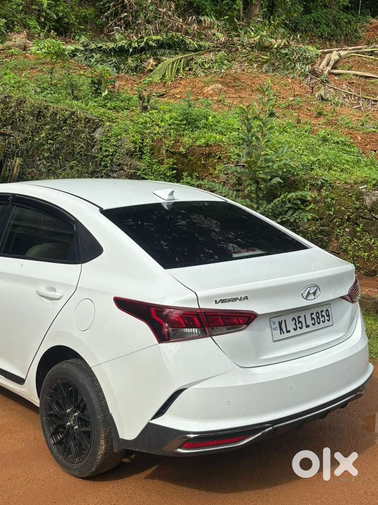Hyundai Verna 1.5 S+2022 Model