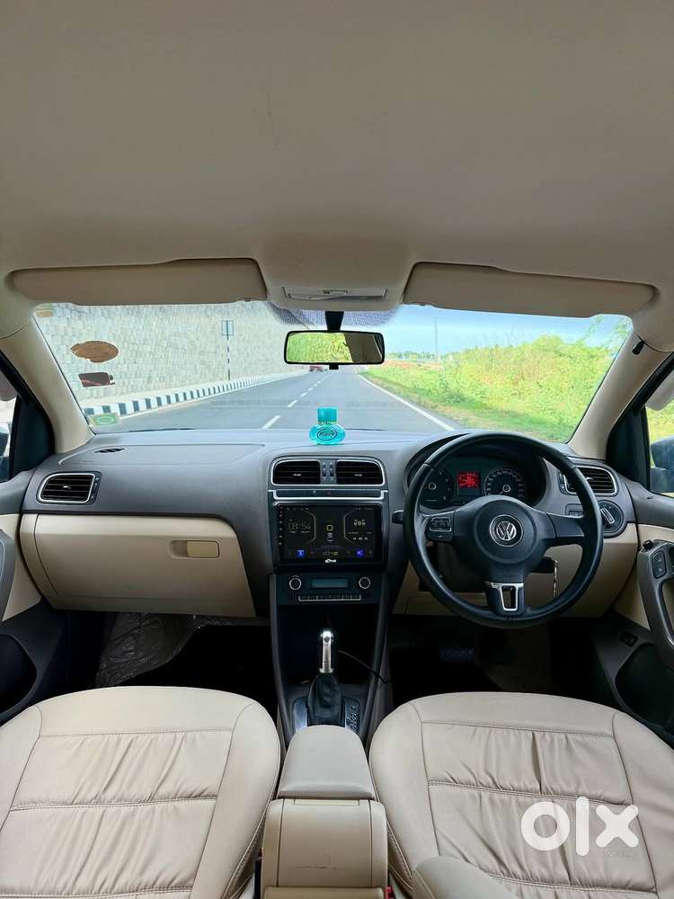 Volkswagen Vento 2010-2013 Petrol Highline, 2013, Petrol