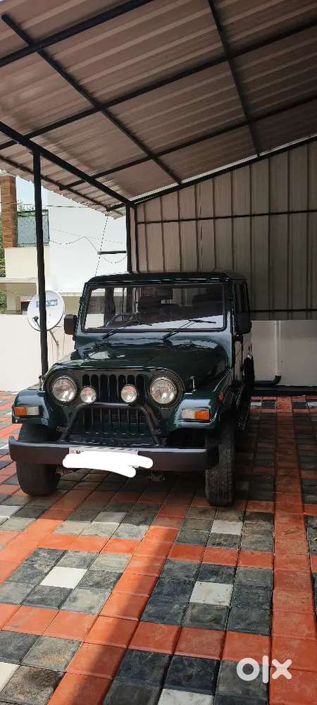 Mahindra Armada 1998