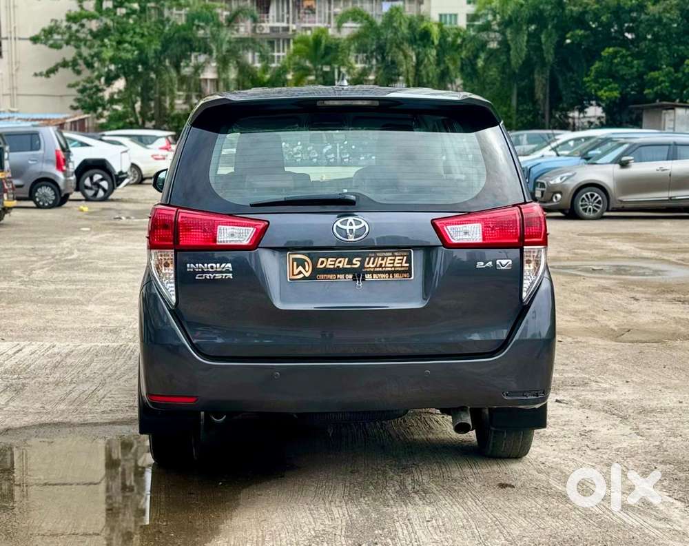 Toyota Innova Crysta 2.4 V 7 Str, 2017, Diesel