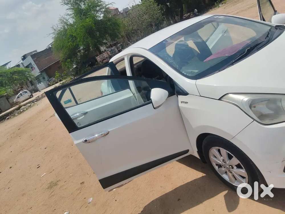 Hyundai Xcent 2015 Cng & Hybrids 100000 Km Driven