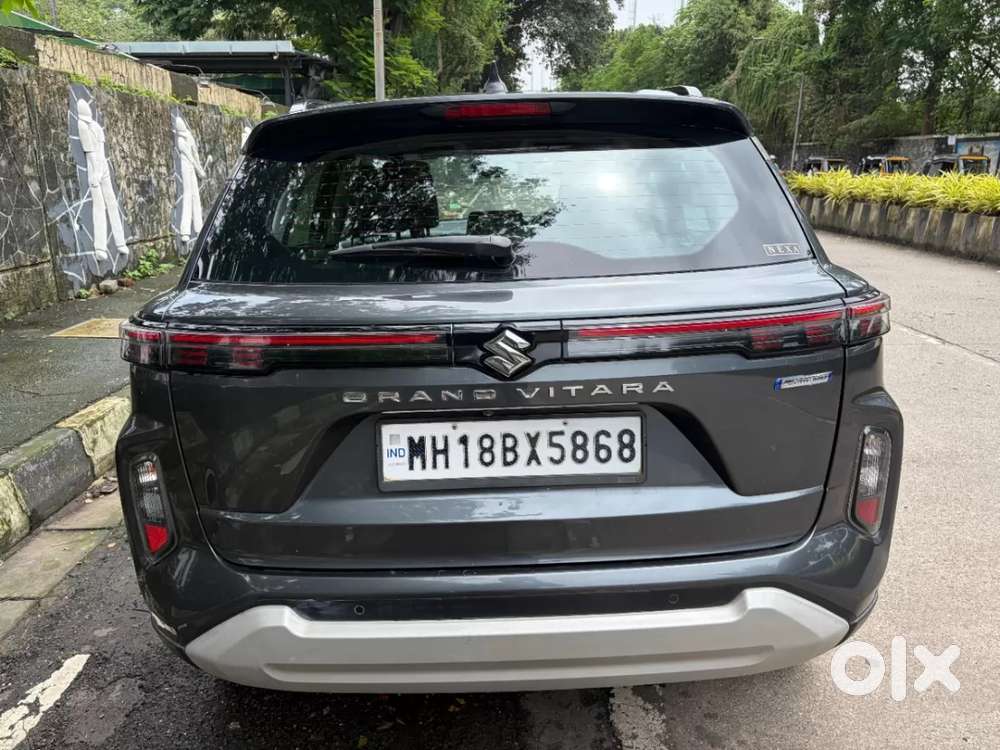 Maruti Suzuki Grand Vitara 1.5 Alpha Smart Hybrid At, 2023, Petrol