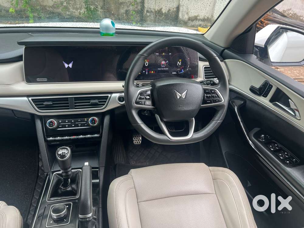 Mahindra Xuv700 2.2 Ax 7 Diesel Mt Str, 2022, Diesel