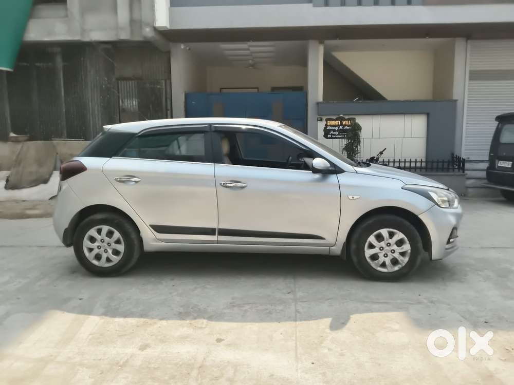 Hyundai I20 Magna 1.2 Mt, 2019, Petrol