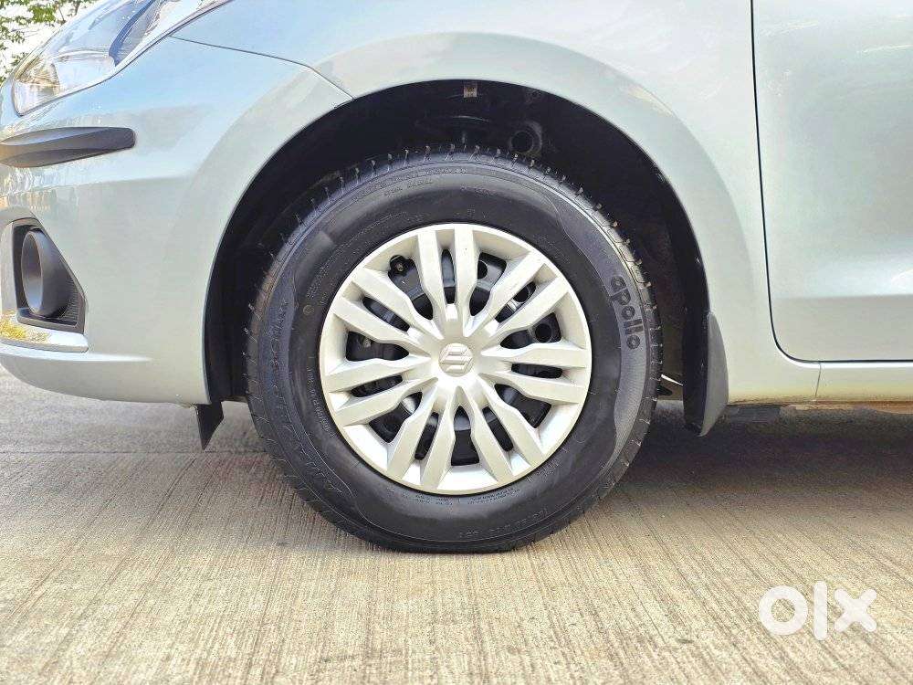 Maruti Suzuki Dzire Vxi Ags, 2024, Petrol
