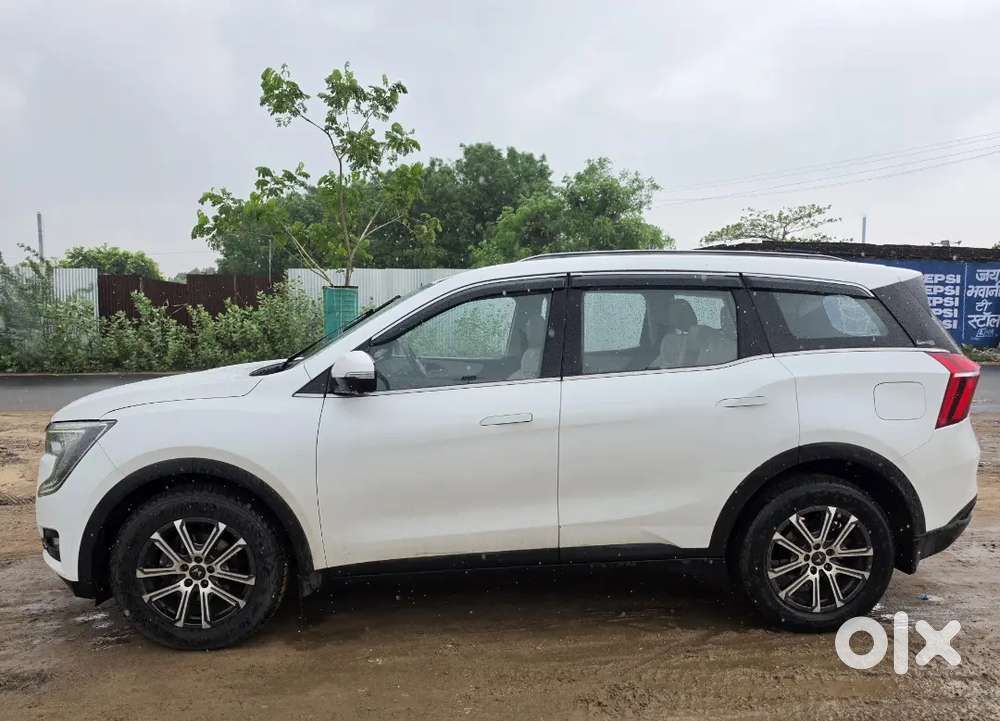 Mahindra Xuv700 Ax7l Diesel Auto 2023