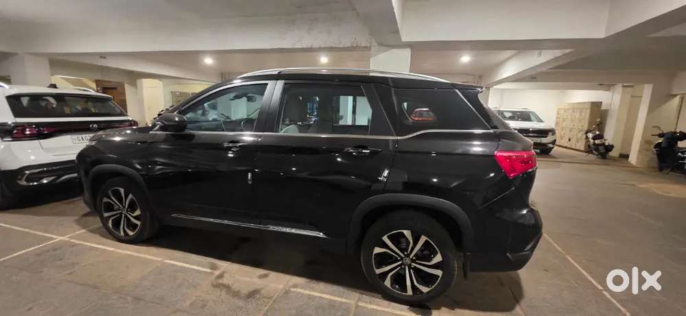 Mg Hector 2025 Petrol 4000 Km Driven