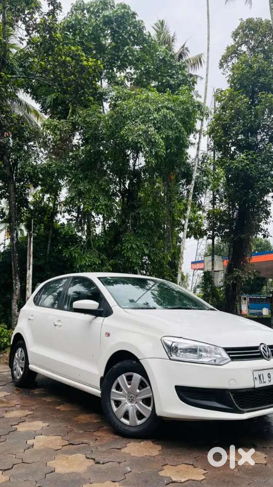 Volkswagen Polo Petrol Manual 2011 Model