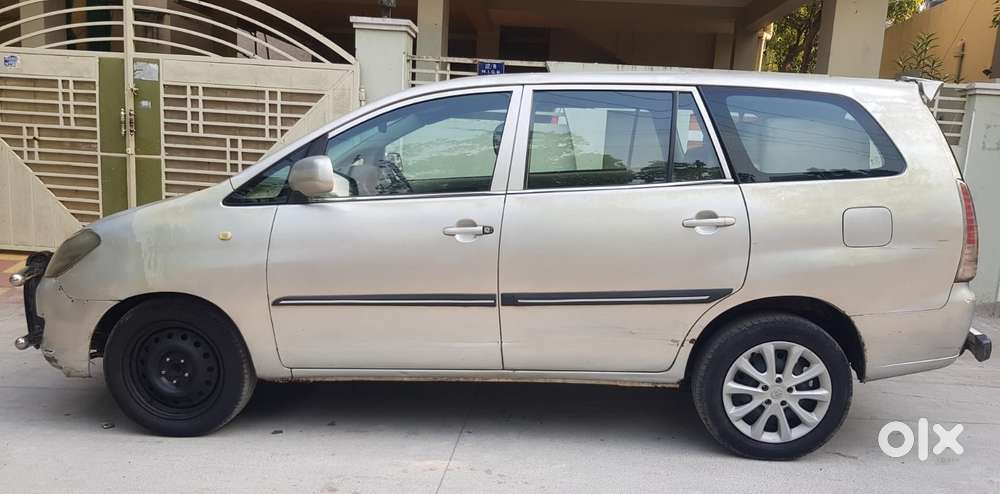 Toyota Innova 2.5 G (diesel) 8 Seater, 2007, Diesel
