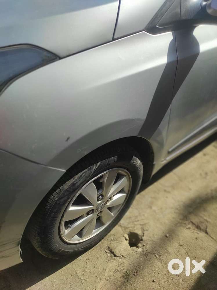 Hyundai Xcent 2015 Manual