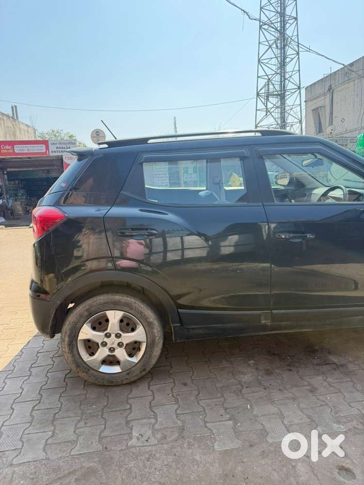 Mahindra Xuv300 2019 Petrol Well Maintained