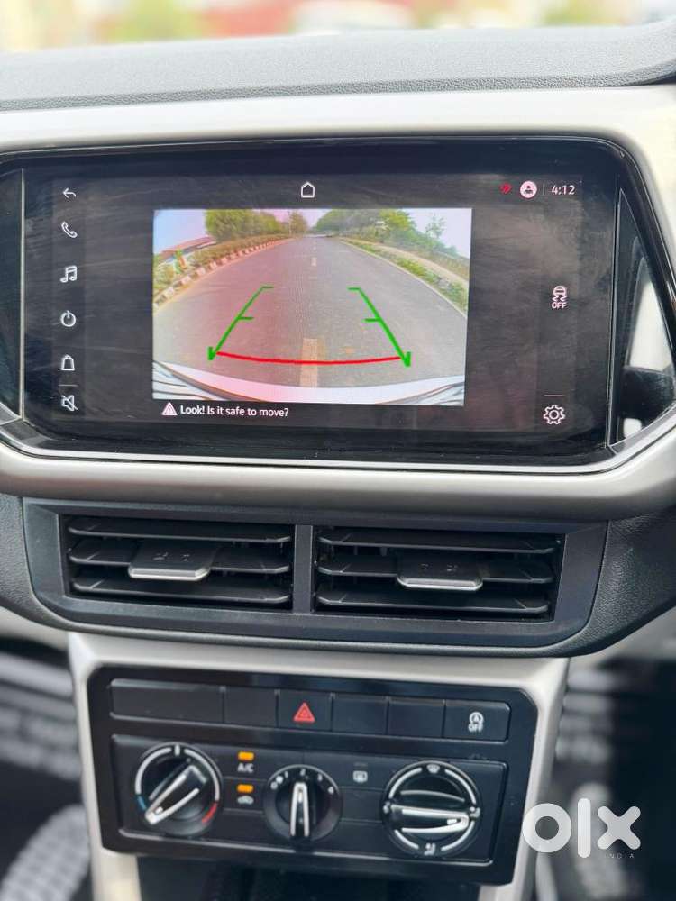 Volkswagen Taigun 1.0 Tsi Highline At, 2022, Petrol