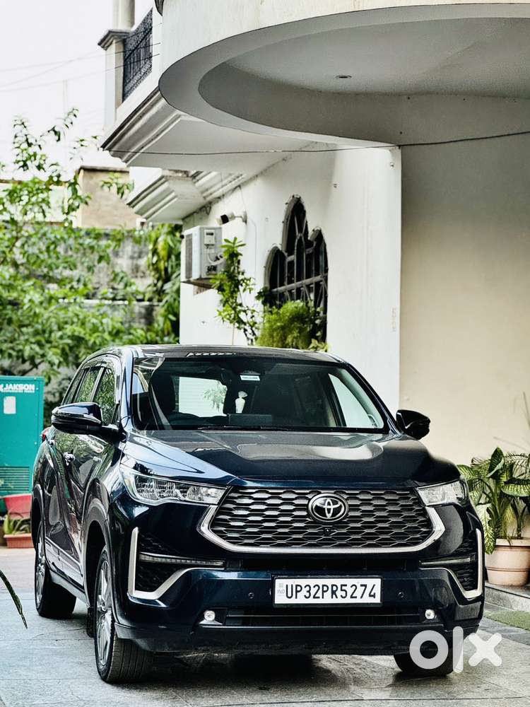 Toyota Innova Hycross 2.0 Zx Hybrid 7 Str, 2024, Petrol