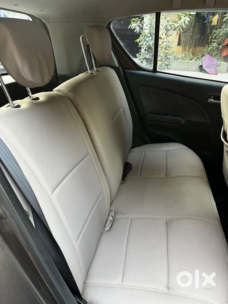 Maruti Suzuki Ritz Vxi, 2011, Petrol