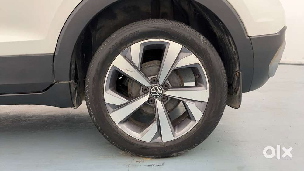 Volkswagen Taigun Topline 1.0 Tsi At (electric Seats), 2022, Petrol