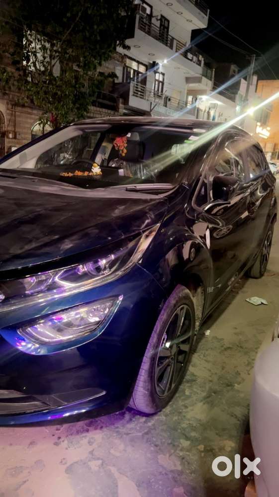 Tata Altroz Petrol 2023