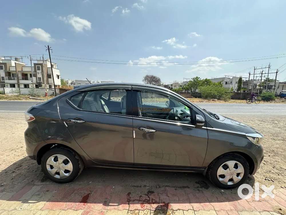 Tata Tigor 2022 Cng & Hybrids 80000 Km Driven