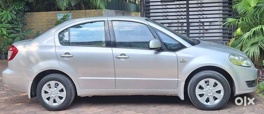 Maruti Suzuki Sx4 Vxi Bsiv, 2014, Petrol