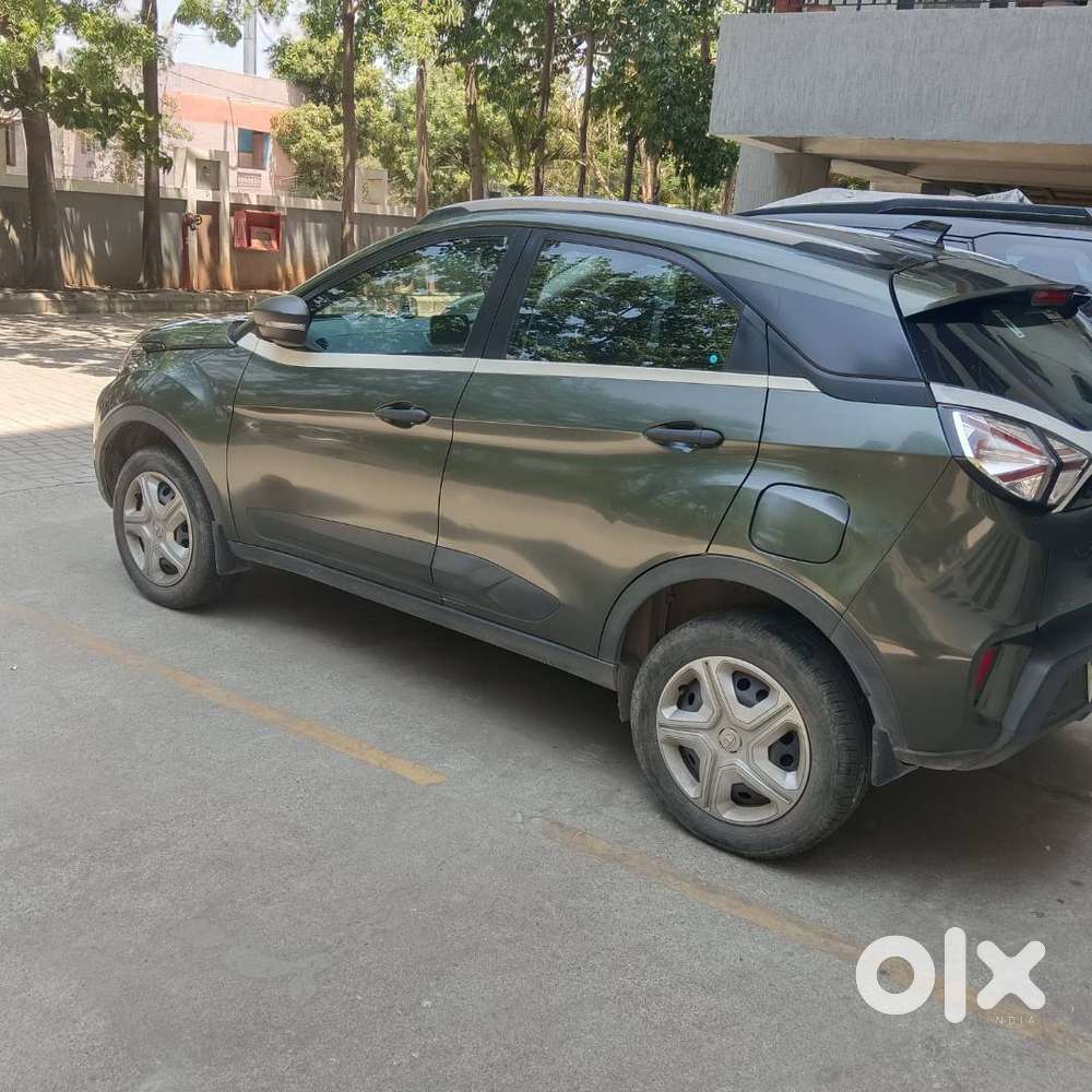 Showroom Conditiontata Nexonxms(petrol/manual)sunroof  Only 12k Kms