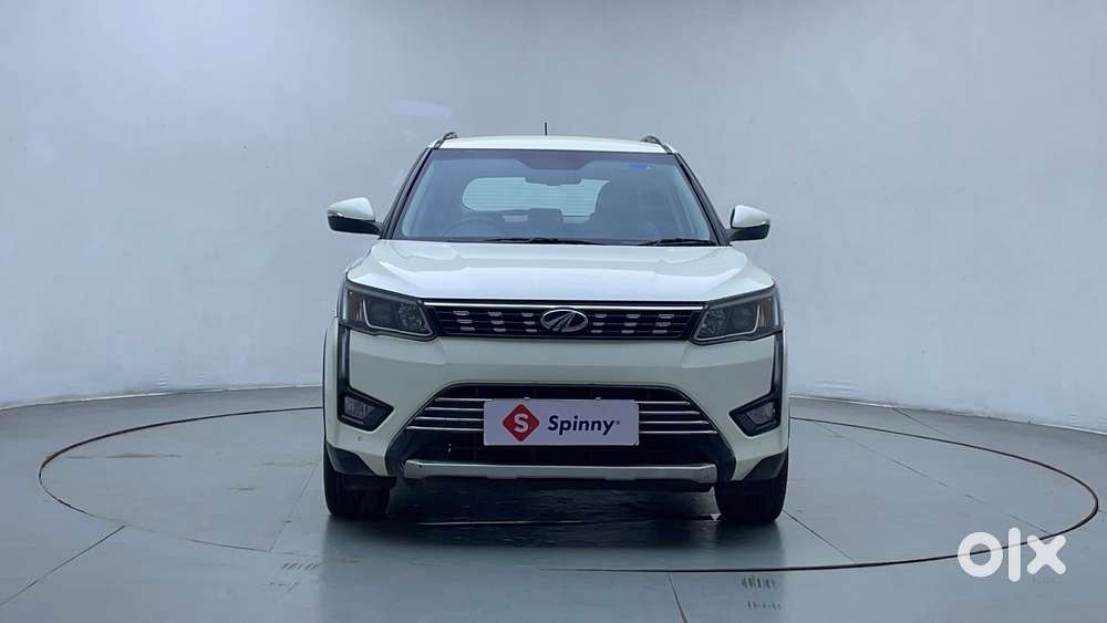 Mahindra Xuv300 1.2 W8 (o) Amt Petrol, 2021, Petrol