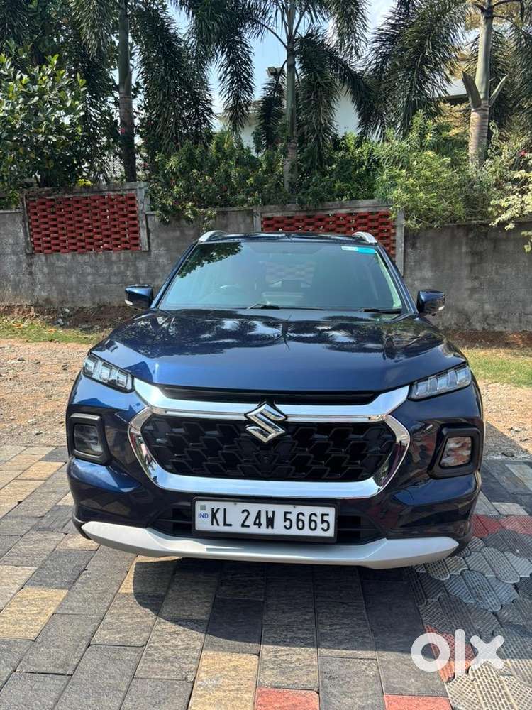 Maruti Suzuki Grand Vitara 2023 Petrol Well Maintained