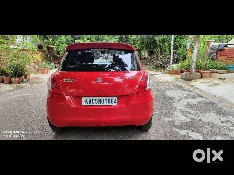Maruti Suzuki Swift LXI Option, 2016, Petrol