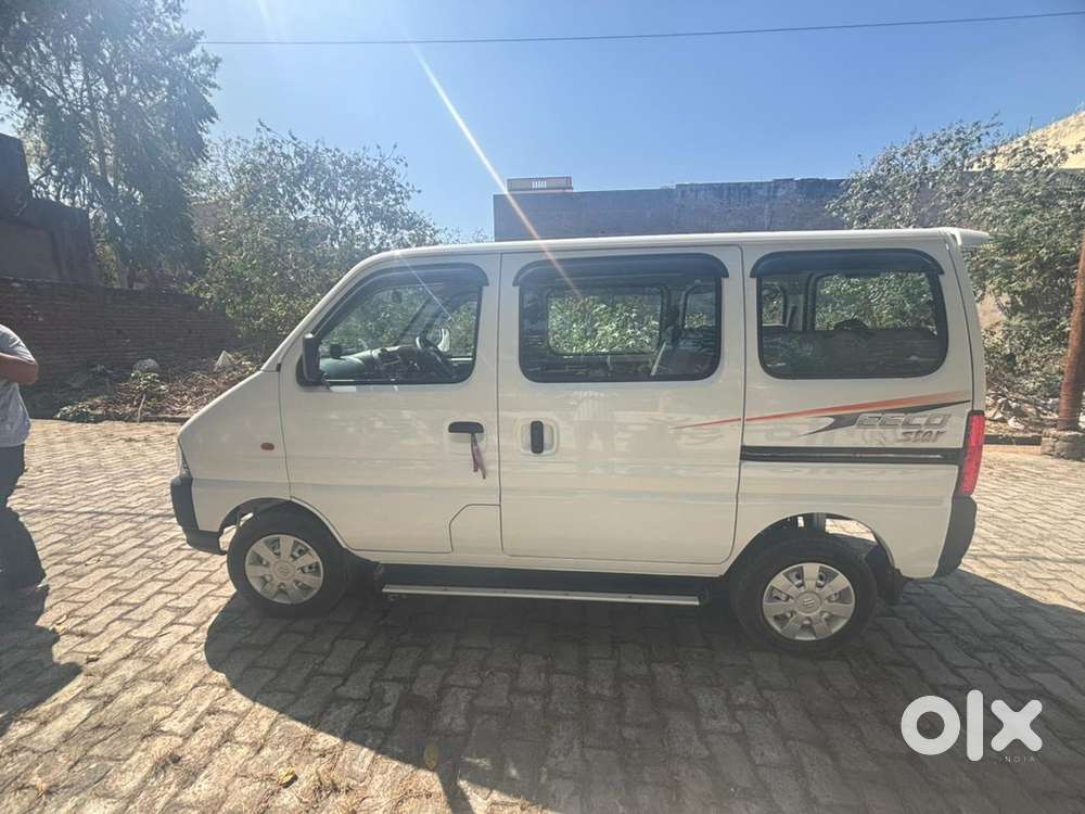 Maruti Suzuki Eeco 2024 Petrol 2401 Km Driven