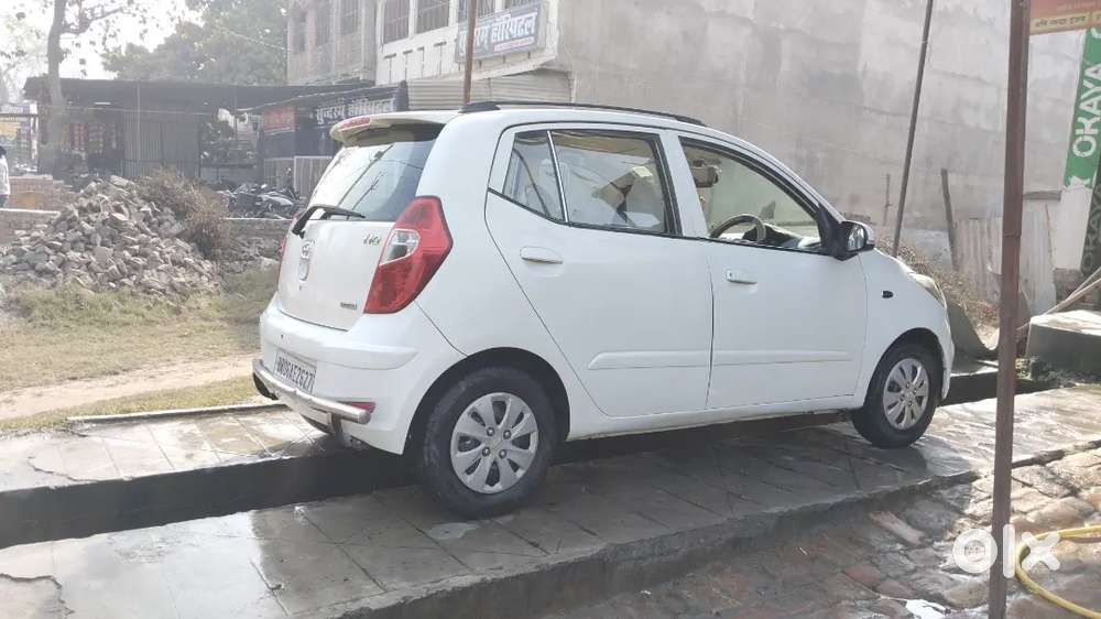 Hyundai I10 Sportz Petrol 2013