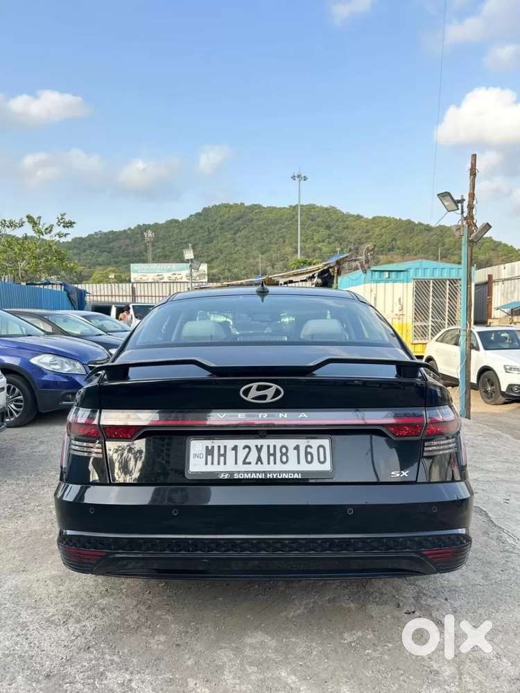 Hyundai Verna 1.5 Sx (o) Vtvt, 2024, Petrol