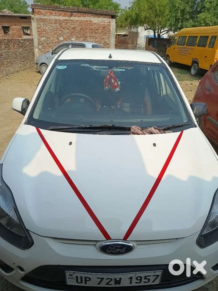 Ford Figo Petrol Lxi 2012