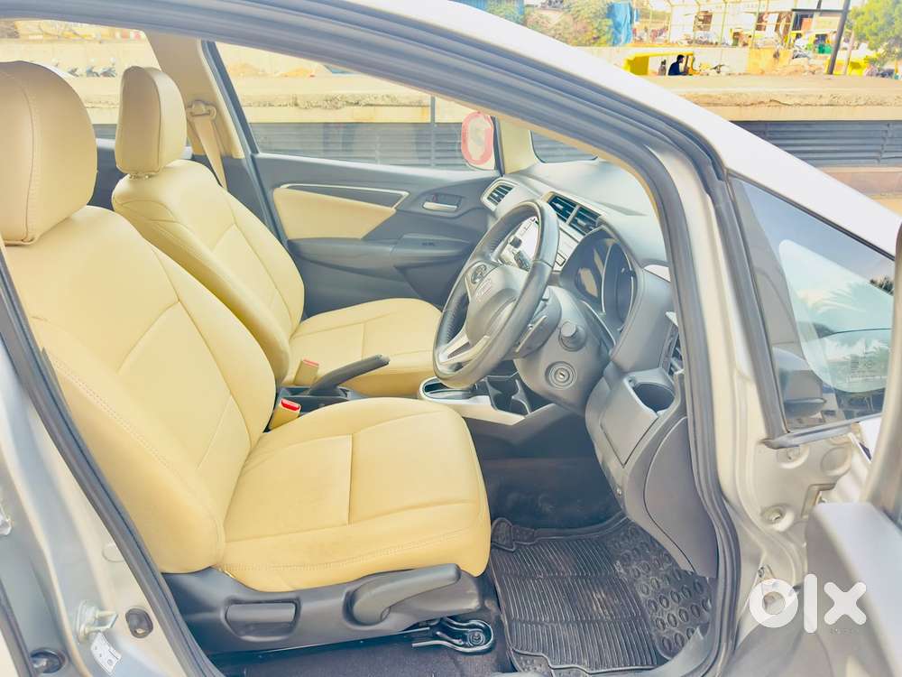 Honda Jazz V Automatic, 2017, Petrol