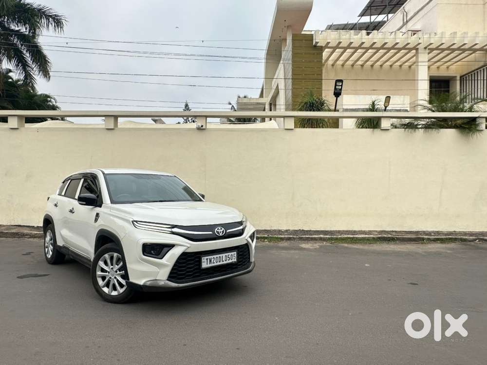 Toyota Petrol Manual 2025