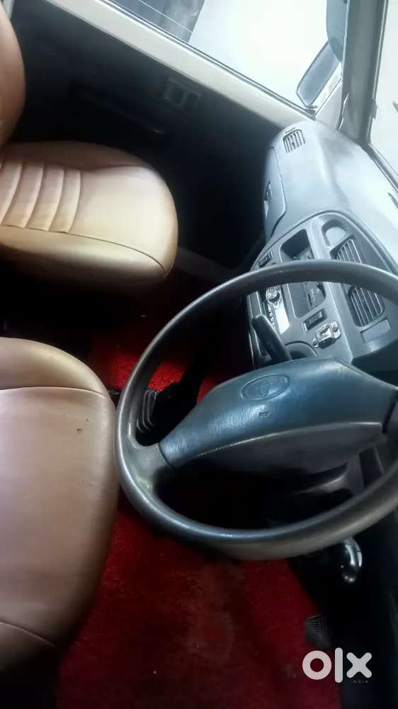 Toyota Qualis 2003 Diesel 203339 Km Driven