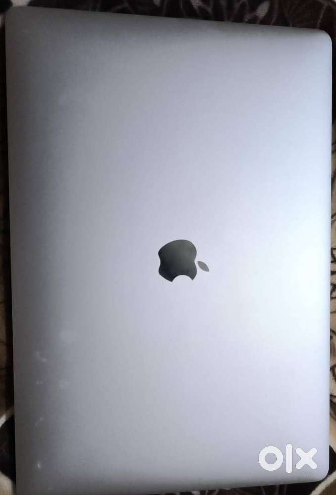 Macbook Pro 2018 19inch Inteli7 16GB/512GB SSD