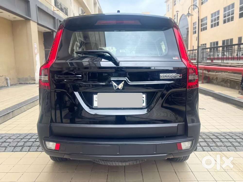 Mahindra Scorpio N Z4 Petrol Mt 7 Str, 2024, Petrol