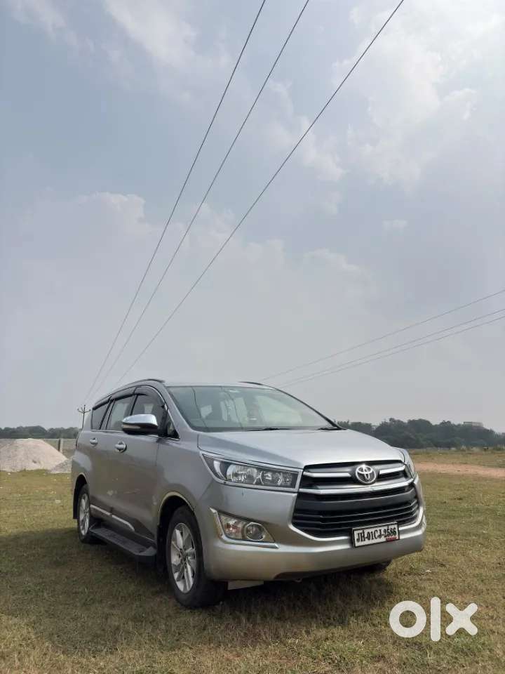 Toyota Innova Crysta G 8 Str, 2017, Diesel
