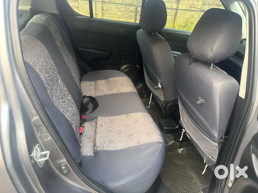 Maruti Suzuki Swift 2012 Petrol 117925 Km Driven