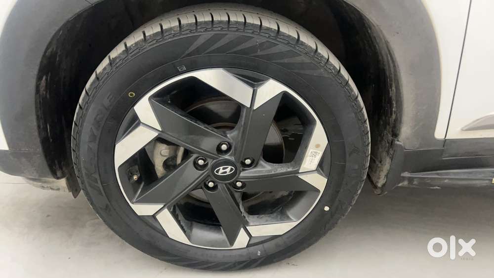 Hyundai Alcazar Signature (o) 6 Str 1.5 Petrol Dct, 2023, Petrol