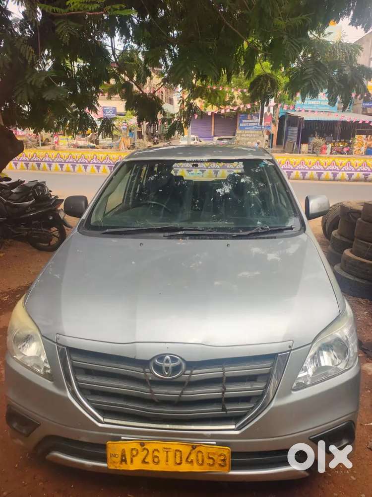 Toyota Innova 2016 Diesel Well Maintained