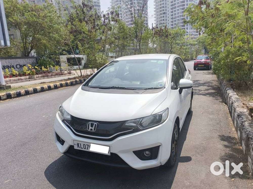 Honda Jazz V Mt Privilege, 2017, Petrol
