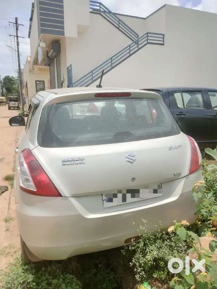 Maruti Swift Vxi 2011