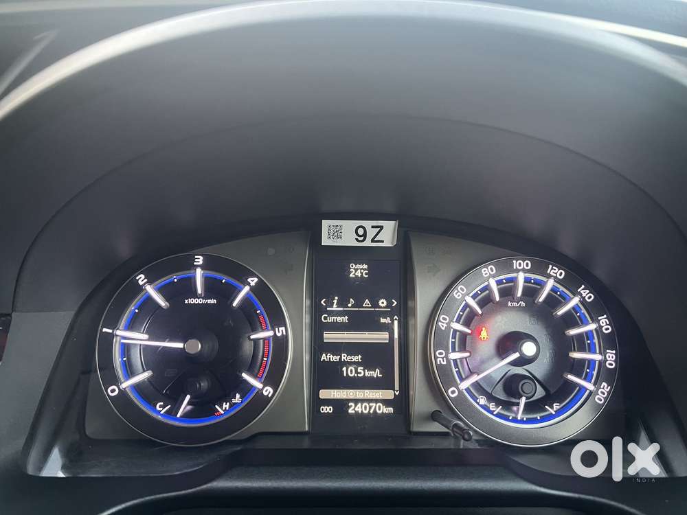 Toyota Innova Crysta 2.4 V 7 Str, 2025, Diesel