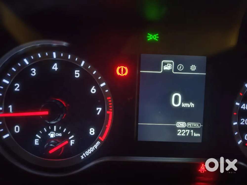 Hyundai Aura 2026 Cng & Hybrids 2300 Km Driven