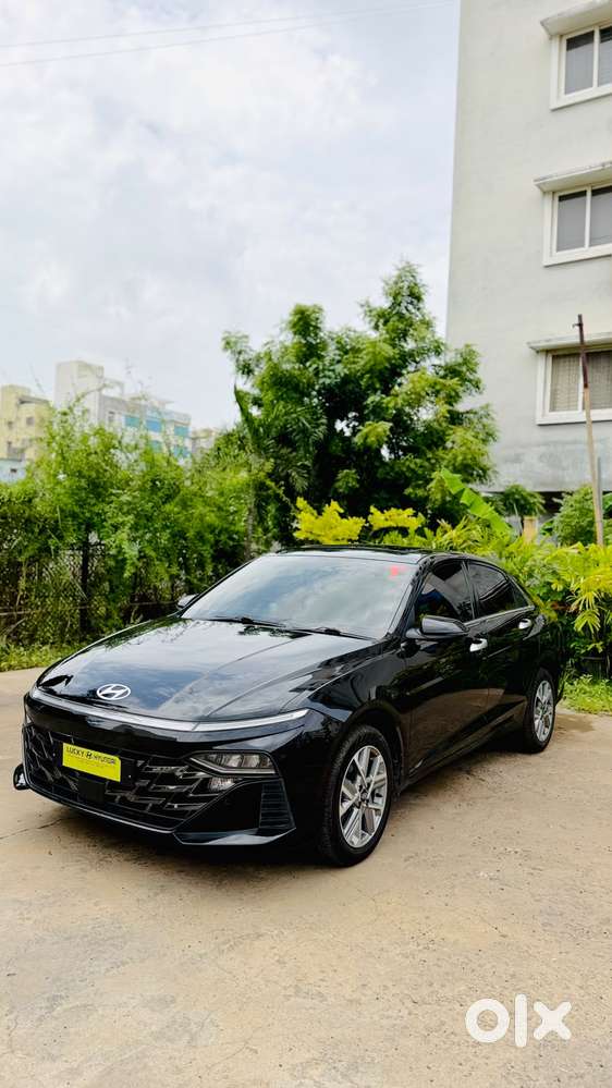 Hyundai Verna Sx(o) Petrol At, 2025, Petrol